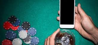 Người dùng truy cập 0pen88 trên điện thoại Android tại Việt Nam